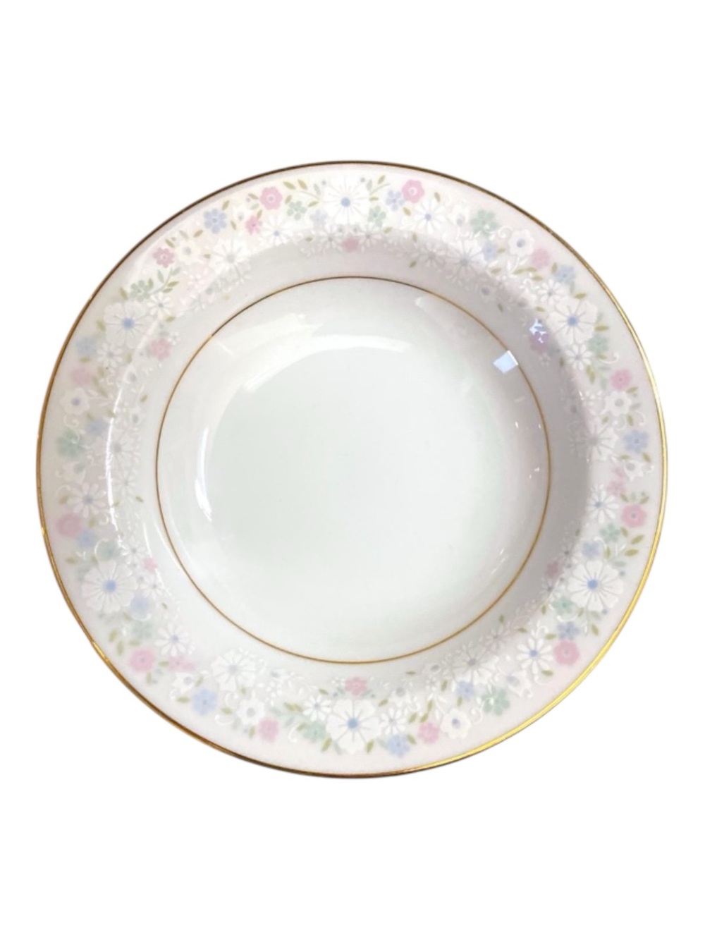 4 Mikasa My Love‎ White Porcelain Floral Fruit Dessert Bowls 5.5" Cottagecore